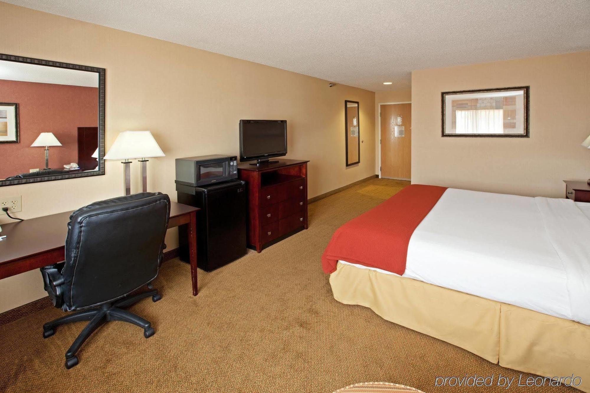 Holiday Inn Express Hotel & Suites Cincinnati-North/Sharonville Cameră foto